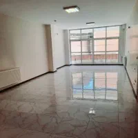 آپارتمان ۱۱۴متری واقع در خیابان مخابرات