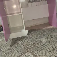 یه عدد میز تحریر صورتی|میز تحریر و کامپیوتر|تهران, زعفرانیه|دیوار