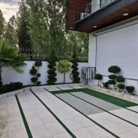 ویلامدرن-با-روف-جنگلی-نور-شمال