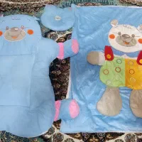 لحاف تشک نوزادی با آغوشی نوزاد|رختخواب، بالش، پتو|قرچک, زیبا شهر|دیوار