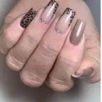 ناخن با نازلترین قیمت|خدمات آرایشگری و زیبایی|نجف‌آباد, جعفرآباد|دیوار