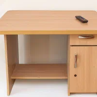 فروش میز تحریر و میز کامپیوتر (دست دوم)