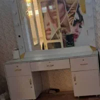 کنسول سالن زیبایی