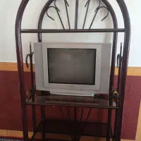 تلویزیون و زیر تلویزیون