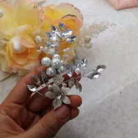 اکسسوری|زیورآلات و اکسسوری|کاشمر, |دیوار