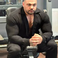 مربی خصوصی بدنسازی بادیگارد راننده شخصی|خدمات آموزشی|اراک, |دیوار