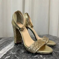 کفش پاشنه دار طلایی|کیف، کفش، کمربند|مشهد, کارمندان دوم|دیوار