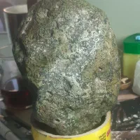 ۱عدد سنگ زیبا با سختی و چگالی بالا
