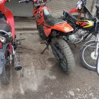 فلات200 سی سی|موتورسیکلت|پرهسر, |دیوار