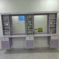 میزآرایشگری بسیارتمیز