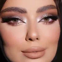 میکاپ و شینیون محفلی با قیمت مناسب و ناخن کار|خدمات آرایشگری و زیبایی|بروجرد, |دیوار