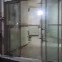 مغازه فروشی بر خیابان اصلی کاشانی