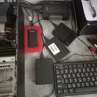 هارد اکسترنال به همراه آرشیو|قطعات و لوازم جانبی رایانه|اندیشه, اندیشه فاز ۱|دیوار