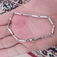 دستبند سفید