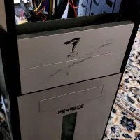 کیس کامپیوتر همراه با موس و کیبورد