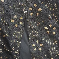 ۱عدد مانتو وبک قواره چادرمجلسی به‌فروش می‌رسد