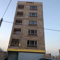 دنبال نگهبان