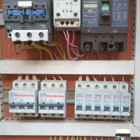 تابلو برق سه فاز
