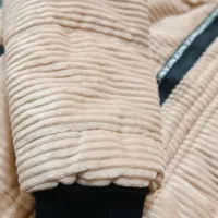 کاپشن نو‌|لباس|قشم, |دیوار