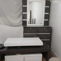 میزتلویزیون ومیز آرایشی درحدنو چوب ام دی اف