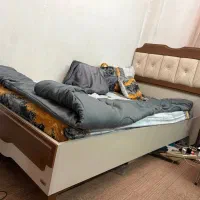 تخت تکنفر ومیز آرایش وآینه(جداگانه هم فروخته میشه)|تخت و سرویس خواب|بابل, |دیوار