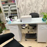 فروش میز ناخن و استند لاک|آرایشگاه و سالنهای زیبایی|تهران, شیوا|دیوار