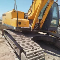 هیوندا ۲۱۰مدل۲۰۱۲.۲۰۰۴|خودرو سنگین|ابریشم, |دیوار