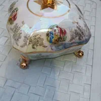 شکلات خوری چینی ومجسمه چراغ دار