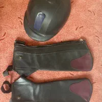 کلاه و گت سوارکاری