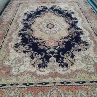 فرش ۱۲متری ماشینی رنگ کرم سورمه ای