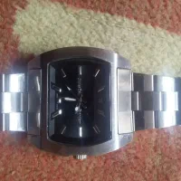 ساعت مربع سالم و نوساعت مربع تمیز و نو|ساعت|آذرشهر, |دیوار