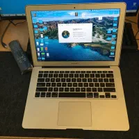 مک بوک ایر ۲۰۱۴macbook air|رایانه همراه|رشت, عینک|دیوار