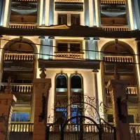 فروش مجتمع12واحدی 1600زیربنا یک پلاک به نبش