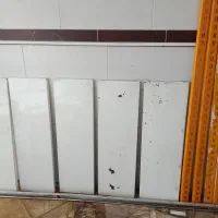 قفسه فلزی دیواری