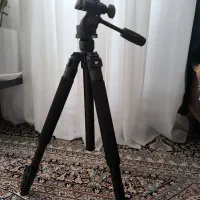 سه پایه دوربین و کیف دوربین