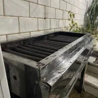 منقل کباب پز استیل میز دار صنعتی داخل چدن در حد نو|کافی‌شاپ و رستوران|تهران, راه آهن|دیوار