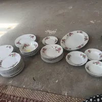 چینی گل قرمزی بشقاب کاسه دیس پیش دستی