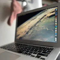 MacBook Air 13 (Early 2015)