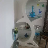 یک عدد بوفه چوبی