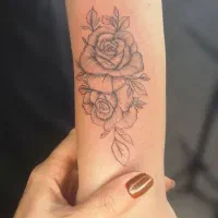 آرایش دائم و تاتو ظریف بانوان( نچرال و شیک)