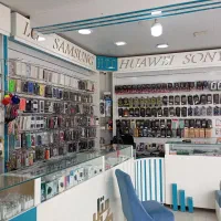 اجاره مغازه و فروش کل لوازم جانبی موبایل|اجارهٔ مغازه و غرفه|پارسیان, |دیوار