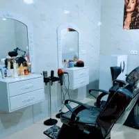 آینه کنسول|آرایشگاه و سالنهای زیبایی|مسجد سلیمان, |دیوار