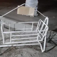 گهواره فلزی