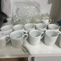 تعدادی ظروف اشپزخانه