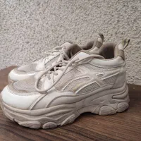 کتونی زنانه