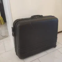 چمدان مسافرتی