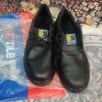 دو جفت کفش کار نو