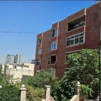 آپارتمان-40-متری-قدرالسهم-استثنایی-از-281-متر-زمین