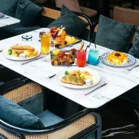 نیازمند ۱۰ نیرو برای کافه رستوران زنجیره ای