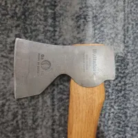 تبر،هولتافورس سوئدی|کوهنوردی و کمپینگ|بابل, |دیوار